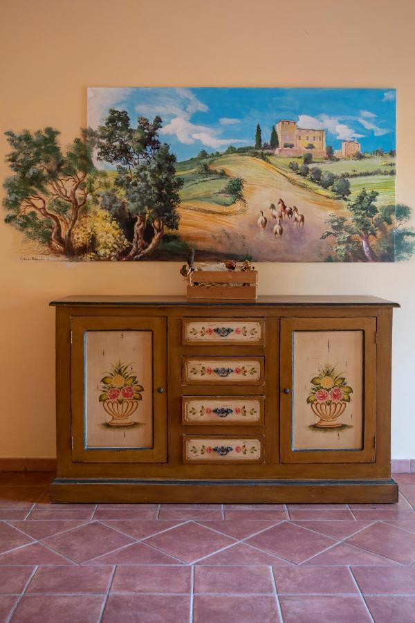Palazzo Vittoria Hotel Маса Маритима Екстериор снимка